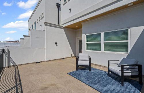 The Diamanti 3BD In the Heart of Dallas - Photo 44