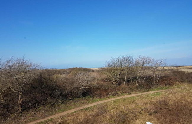 Stylish Harborfront Escape - Photo 33