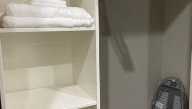 New! Modern Gated Summer Getaway Home - Foto 4