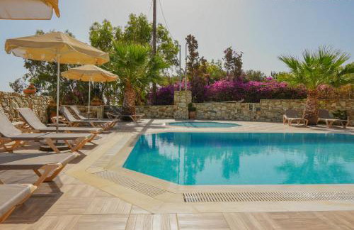 Family seaside Kladissos Villa with private heated pool! - Photo 3