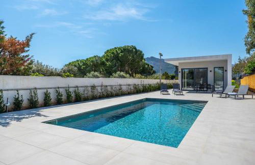 MERCURY VILLA - Minimal Luxury with Private Pool - Foto 1