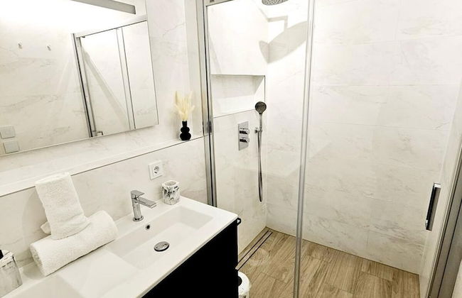 Serene 2 bedroom flat with terrace - Foto 15