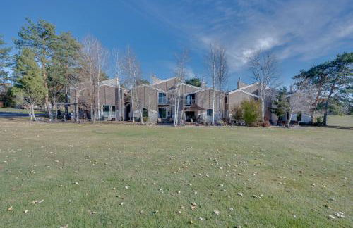 Walk to Lake Loveland Mtn-View Retreat with Balcony - Foto 27