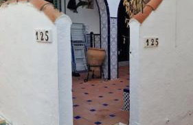 Ardhraubu Villa, Terra Cotta & Very Close to Sea - Foto 8