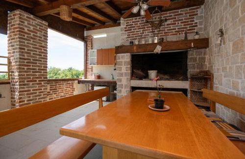 Family friendly house with a swimming pool Radovin, Zadar - 21307 - Foto 10