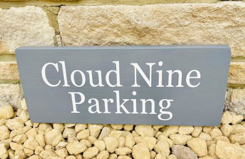 Cotswold Chic Retreats "Cloud Nine" Central Chipping Campden-Parking-Garden - Photo 26