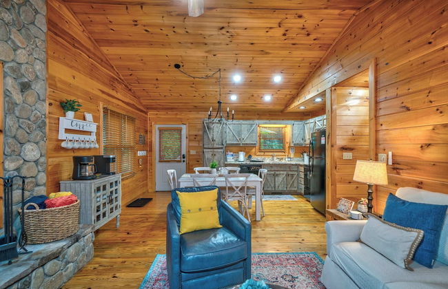 Misty Creek Cabin Private 3 BDR w/ Game Room! - Foto 14