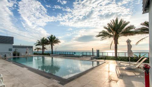 Churchill Suites Monte Carlo Miami Beach - Foto 2