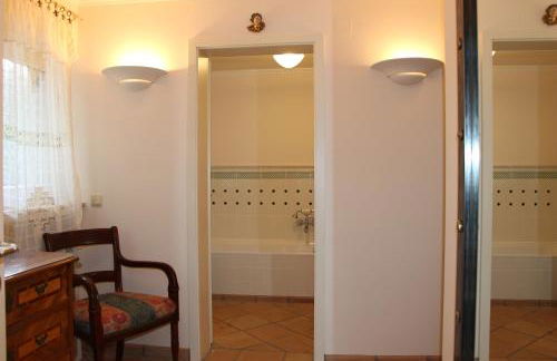 Ferienhaus Vogelsbergblick, Fernblick, Sauna, Kamin, 1700m eingezäunt in Alleinlage - Foto 47