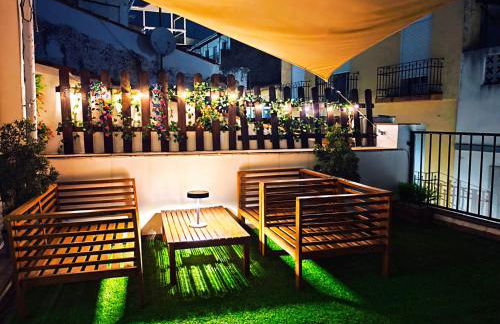 El Castúo centro histórico con parking gratuito - Foto 2