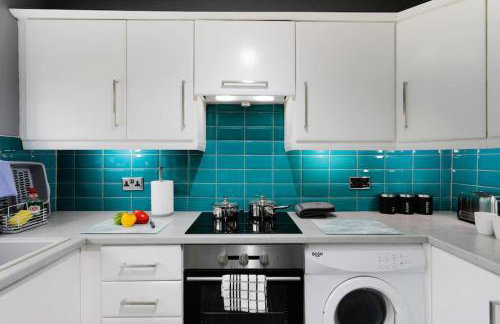 Comfy stays, Rotherham for contractors & Families, spacious, conservatory, free parking, wifi, 3BDR - Foto 49