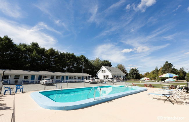 3BedroomApt Pool CampFire PlayArea - Photo 14