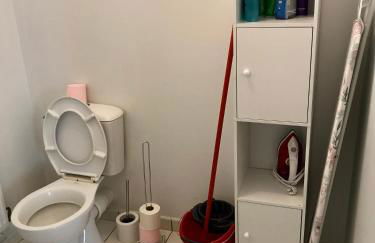 Agréable maison proche Gare avec parking gratuit - Foto 15