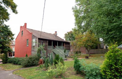 Main Street Living! 2 Bedroom Unit right On Main! - Foto 15