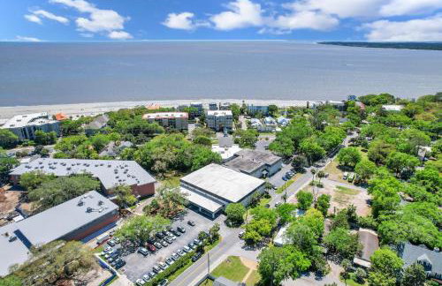 Sunrise Bliss 3 Bedroom St Simons Island 3 Minutes To Pier - Photo 33