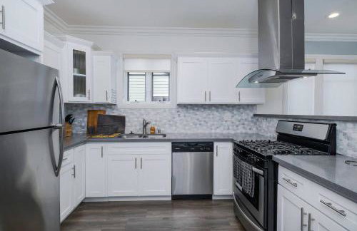 Comfy 4BR home near Korea Town - Foto 3