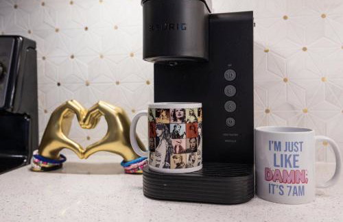 Taylor Swift Eras Inspired Home-10 min to Broadway - Foto 17