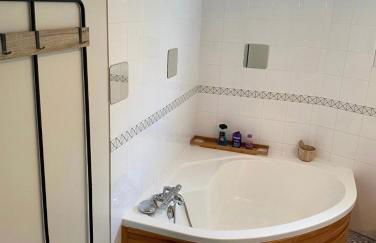 Maison avec parc arboré entre terre et mer - Foto 7