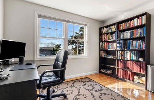 Hot Tub, Electric Bikes, Solo Stove, Projector, Smores - Foto 41