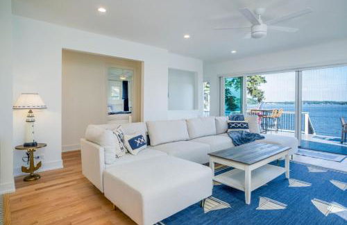 The Blue Sapphire 3BR 3BA Luxury Lakefront Home on Mineola Bay Stunning Views on Chain O Lakes - Photo 13