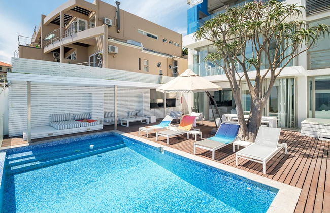 Villa Bleu Blanc in Camps Bay With Pool and Views - Foto 66