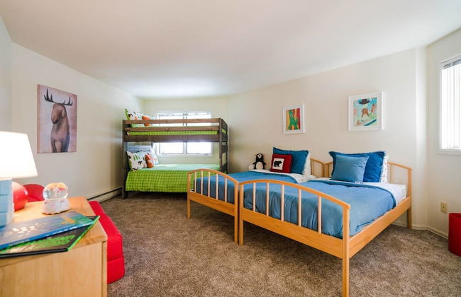 The Atrium Haven Winter Park Cabin Hot Tub - Photo 2