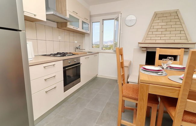 Villa Ivana - Three-bedroom Villa With Private Pool - Photo 13