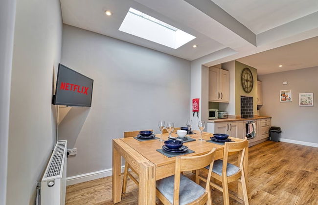 Host Stay Gillam House - Photo 9