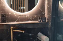 CK Suite & Spa Reims - Foto 7