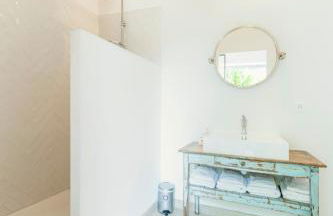 La Bastide du Père Mathieu Jacuzzi couvert et Piscine - Foto 48