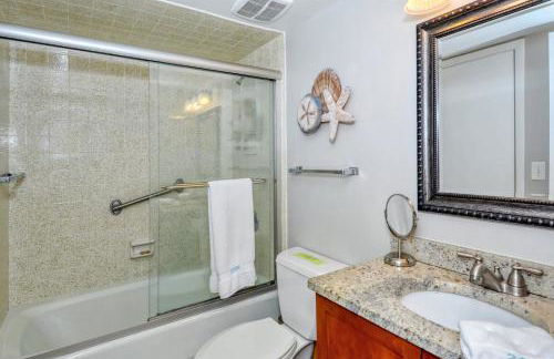 LaPlaya 202E Catch the gentle Gulf breezes on your private balcony beneath the swaying palms - Photo 7