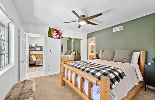 Cozy Cabin perfect for 2 Families - Foto 37