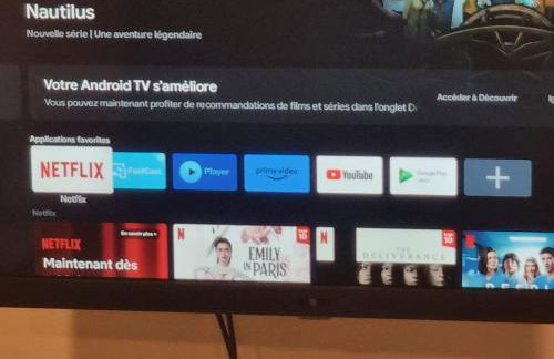 F2 ou F3 ,appartement climatisé neuf, magnifique vue sur mer et aéroport, proche tram et gare sncf 1 min,aéroport 3 minutes, 3 rooms, new AC apartment, magnificent sea and airport views, close to tram and SNCF train station 1 min, airport 3 min - Foto 29