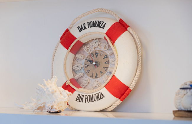 Sailor Apartment by Renters Prestige - Photo 34