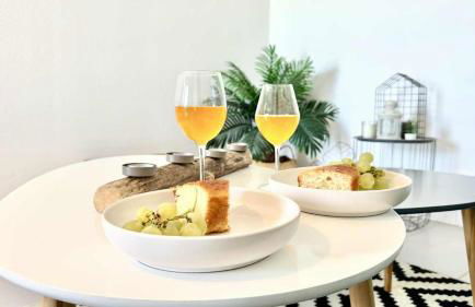 Tête en l'air- Cocon Lumineux- Centre Muret- Parking et commodités - Foto 2