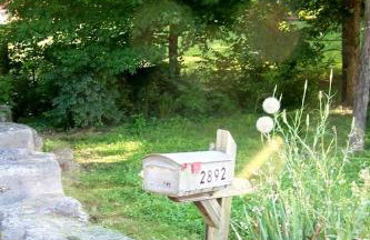 Cozy Backstage Tiny House Near Old Hickory Lake – Pet-Friendly, Private Deck, Breakfast Included - Photo 19