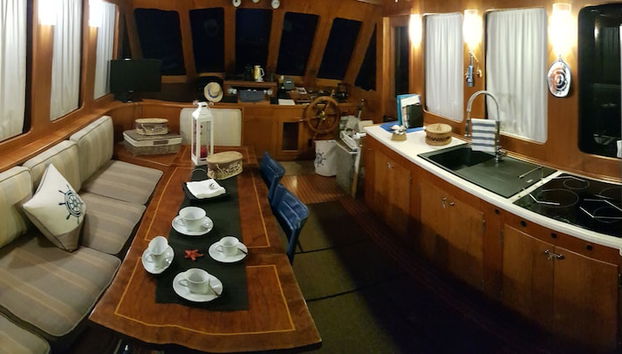 Yacht Suite Cecina - Photo 5, In-room dining