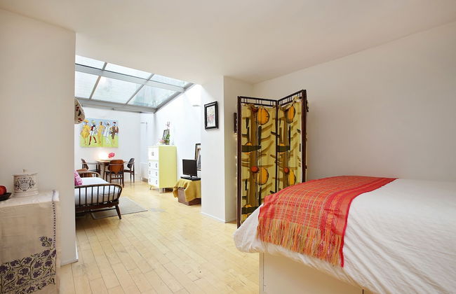 Bright Chic Garden Apartment - Foto 8