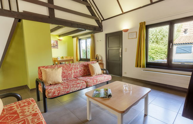 2 bedroom House in Koksijde with swimming pool and garden - Photo 2