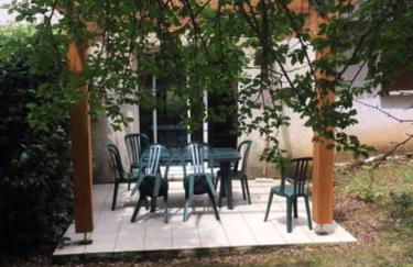 CONFORTABLE MAISON DANS VILLAGE VACANCES AVEC PISCINE A CAJARC - Photo 10