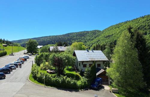 Chez Vi le Forestier, Appart cosy au cœur du Jura - Foto 13