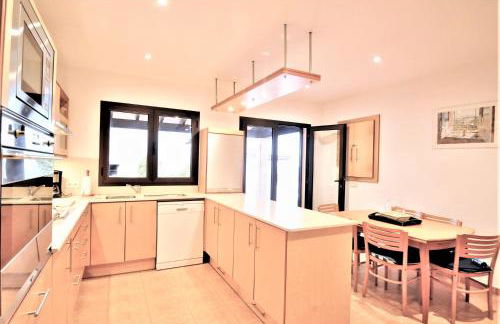 VILLA AUREA-Cala Mesquida- Primera linea de Mar - Photo 15