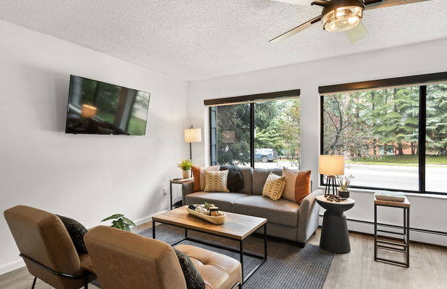 HOLT - Billionaire Mountain - Foto 8