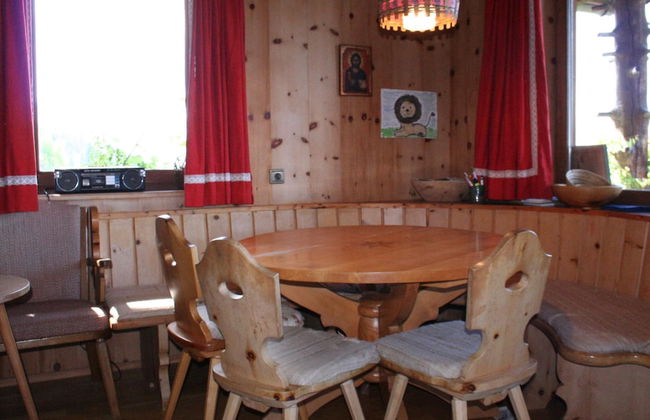 Sunlit Chalet near Ski Area in Hopfgarten im Brixental - Foto 12