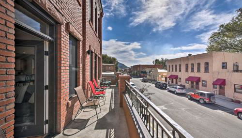 0660 Dtwn Salida Condo with Balcony - Foto 3