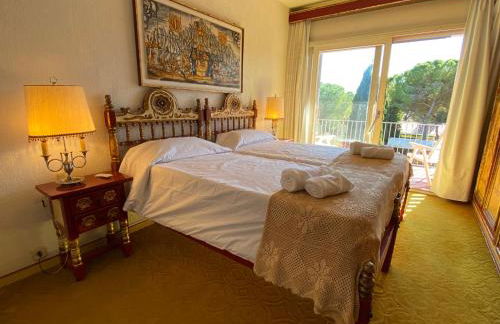 Villa Sitges El Ranch Amaizing Outdoor Areas Beaches at 5 minutes walk Sitges at 15 min drive AC Pool Jacuzzi & Garden XXL - Foto 21