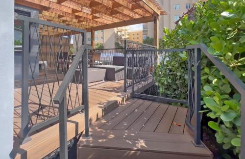 Luxury RiverFront By Renzzi - Photo 24