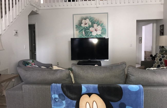 3 Bedroom Home With Private Screened Pool With Rock Waterfall Feature and Gameroom by Florida Dream Homes - Foto 13