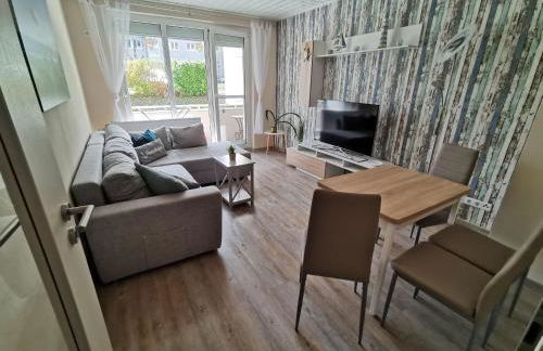 Moderne Ferienwohnung mit Seeblick und Balkon im EG - Foto 1