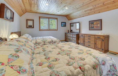 On-Site Trails and Private Beach! Lake Huron Retreat - Foto 27